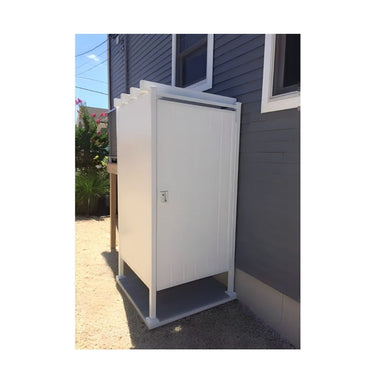 Todd_Pod_3_sided_outdoor_shower_kit